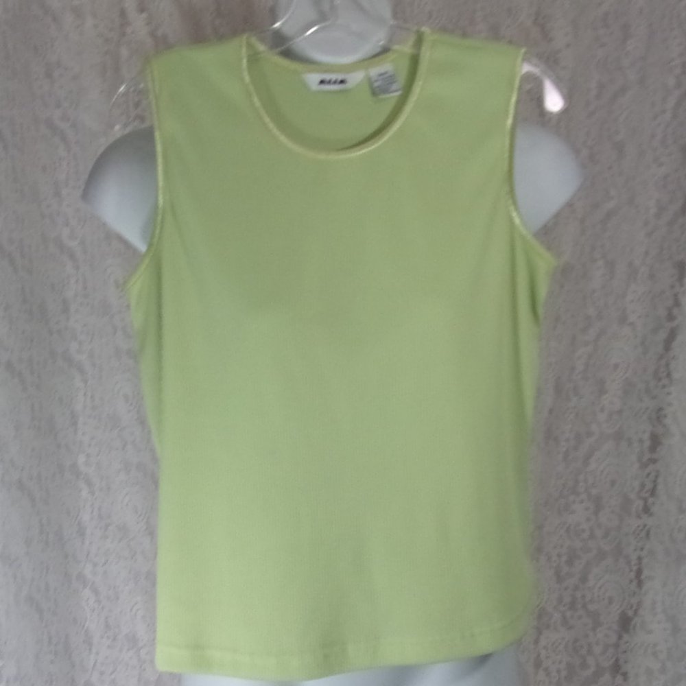 Alia Knit Top Green NWOT Size M NWOT